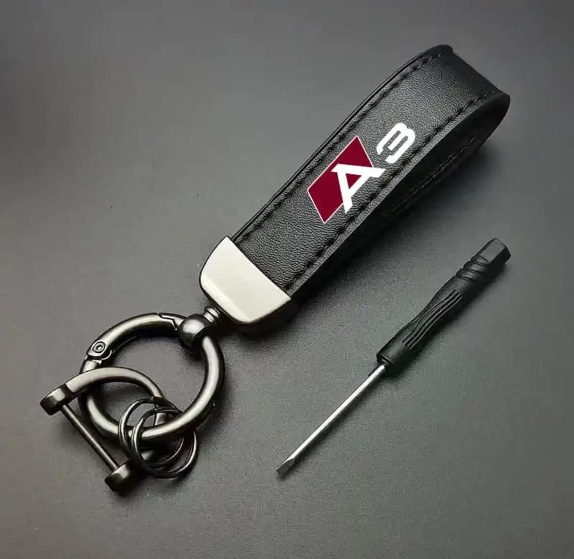 Луксозен Кожен Ключодържател За:Audi A3;A4;A5;A6;A7;A8;Q3;Q5;Q7